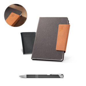 28021-Agenda A5 em c. sintético com fecho magnético