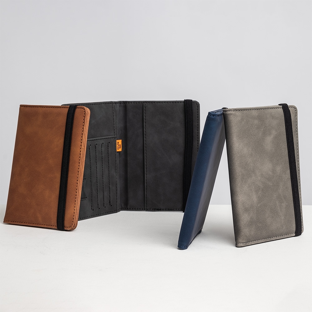 54583-Porta Passaporte em Couro Sintético